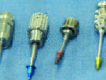 Schraubendreher mit Verschlusskappen